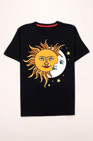Evren Temalı Tasarım Tshirt