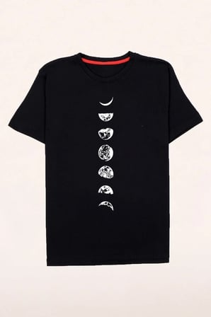 Ayın Evreleri Baskılı Tshirt