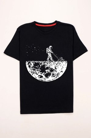 Uzay Temalı Tasarım Tshirt