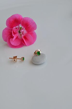 Yeşil Taşlı Zirkon Tektaş Küpe 3 mm