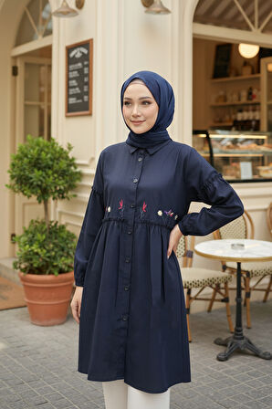 Nakış Desenli Lacivert Tesettür Tunik 40603L