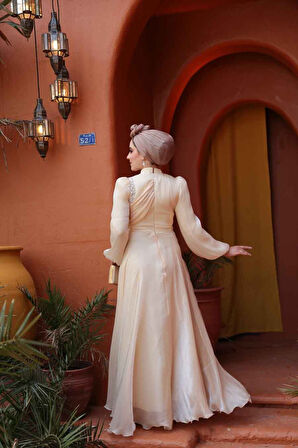Drape Detaylı Bej Tesettür Abiye Elbise 51641BEJ