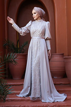 - Boncuk İşlemeli Kuyruklu Bej Tesettür Abiye Elbise 50901BEJ