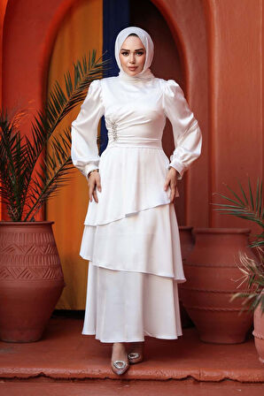 Kat Etekli Beyaz Tesettür Abiye Elbise 62291B
