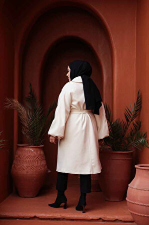 Kemerli Krem Tesettür Kaşe Kaban 61631KR