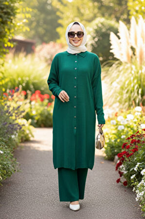Yakalı Zümrüt Yeşili Tesettür Triko İkili Takım 34181ZY
