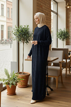 Çizgili Siyah Tesettür Triko Elbise 3164S