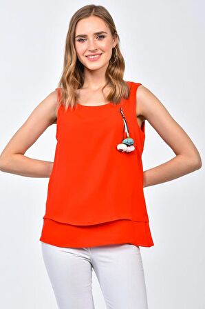 Askılı Kare Yaka Tomurcuk Aksesuarlı ve Astarlı Kırmızı Kadın Tişört