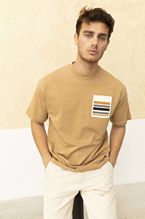 Erkek Sol Cep Detaylı Regular Fit Bisiklet Yaka T-Shirt