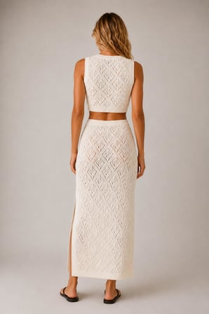 Ajurlu Triko Crop Bluz & Yırtmaçlı Midi Etek Takım