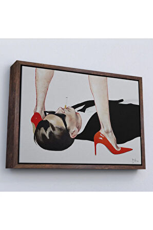 Ahşap Çerçeveli Uzun Bacaklı Kadının Altındaki Adam Tablosu-7199