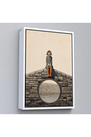 Ahşap Çerçeveli Duvarda Oturan Yalnız Kız Tablo-7535