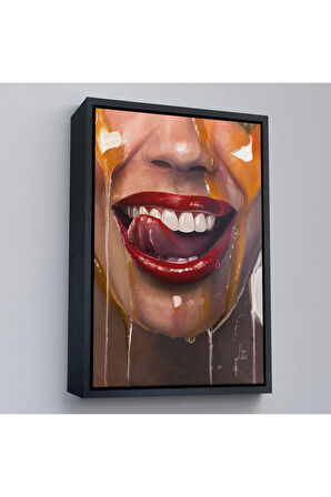 Ahşap Çerçeveli Kırmızı RujluKadın Tablosu-7821