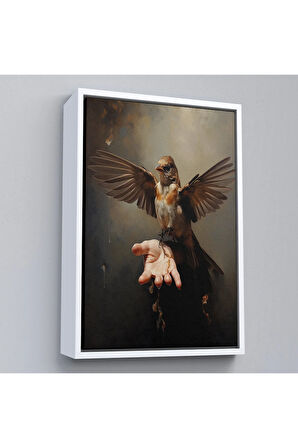 Ahşap Çerçeveli Eldeki Serçe Kuşu Tablosu-7883