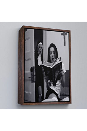 Ahşap Çerçeveli Yakalanan Rahibe Tablosu-7949