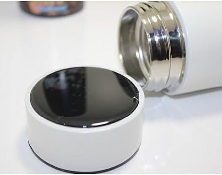 Anime Baskılı Dijital Göstergeli Termos 500 ml Model 2