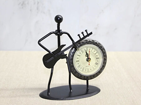 Metal Saatli Gitar Çalan Müzisyen Alk4334