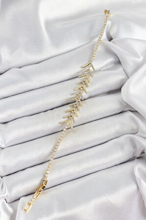 Pirinç Gold Renk Zirkon Taşlı Balık Sırtı Kadın Bileklik