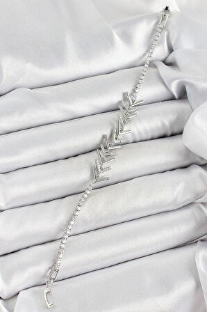 Pirinç Gümüş Renk Zirkon Taşlı Balık Sırtı Kadın Bileklik