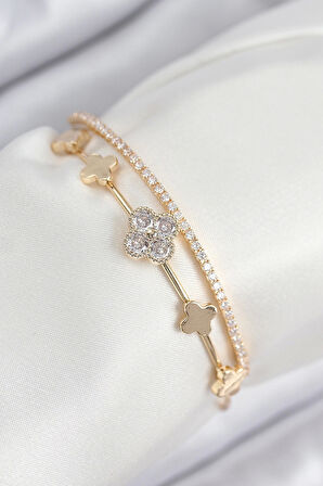 Pirinç Zirkon Taşlı Yonca Model Gold Renk Kadın Bileklik