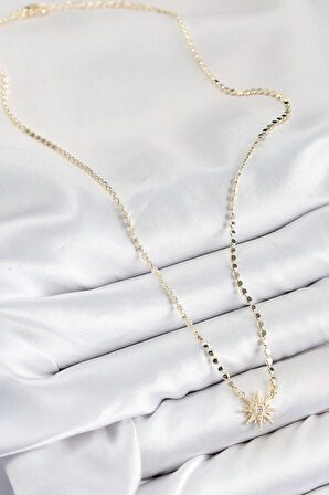 Pirinç Zirkon Taşlı Kutup Yıldızı Model Ezme Zincir Gold Renk Kadın Kolye