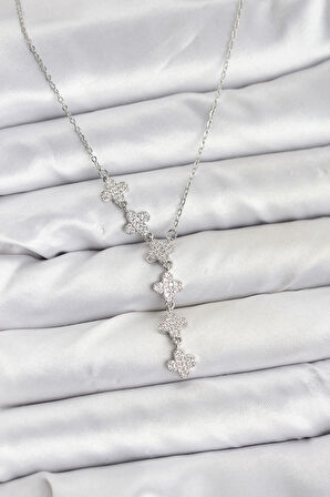 316L Çelik Zincir Gümüş Renk Yonca Model Kadın Kolye