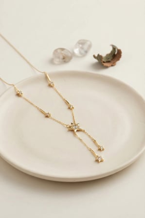 Pirinç Gold Renk Zirkon Taşlı Yıldız Model Kadın Kolye