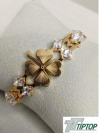 YONCA MODEL ZİRKON TAŞLI  GOLD RENK KELEPÇE BİLEKLİK