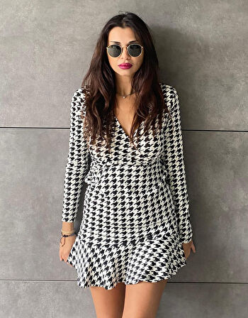 TUA MODA Kadın Uzun Kollu Kruvaze Yaka Kazayağı Mikro Mini Boy Elbise