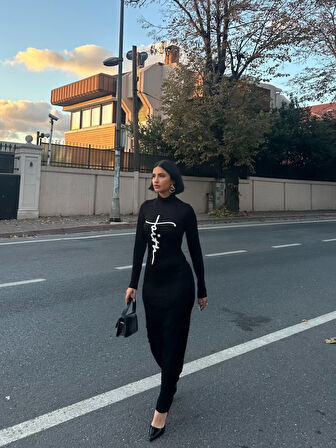 TUA MODA Kadın Uzun Kollu Boğazlı Baskı Detaylı Viskon Tam Boy Elbise