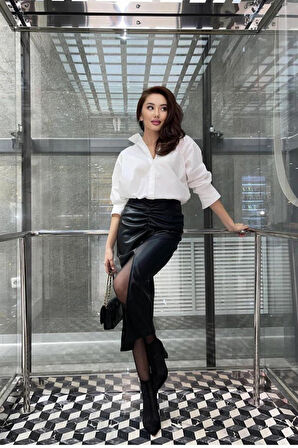 TUA MODA Siyah Büzgü Detaylı Deri Etek