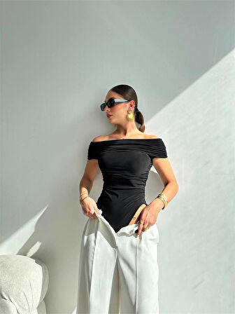 TUA MODA SANDY MADONNA YAKA BODYSUİT - Siyah