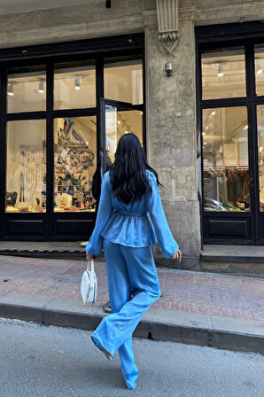 TUA MODA SATEN KRUVAZE BAĞLAMALI BLUZ- PANTOLON TAKIM - Mavi