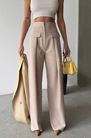 TUA MODA KAPALI GENİŞ PİLE CEP KAPAK DETAYLI PANTOLON - Bej