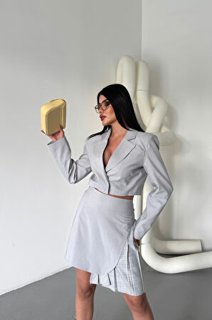 TUA MODA POLYVİSKON CROP CEKET - EKOSE PİLE DETAYLI ETEK TAKIM - Gri