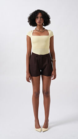 TUA MODA Pencere Detay Mini Dekolte Bluz