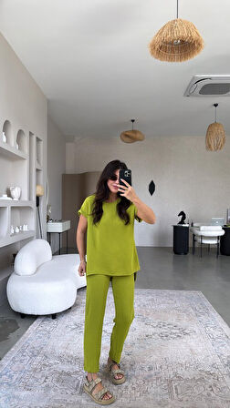 TUA MODA Kadın Kısa Kollu Bluz Ve Bileği Pens Detay Pantolon Ikili Takım