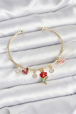 TUA MODA Gül Charmlı Gold Renk Pirinç Kadın Bileklik