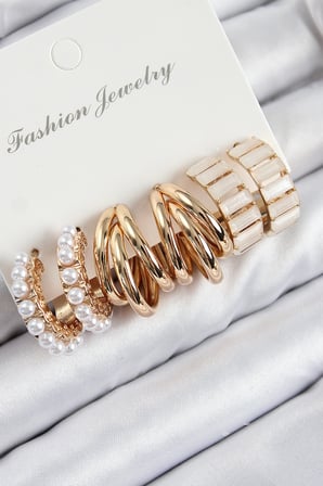 TUA MODA Pirinç İncili Halka Model Gold Renk Kadın Set Küpe