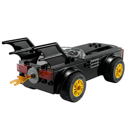 Lego 54 Parça Batmobile Takibi DC Batman Joker’e Karşı - Mavi Su Dünyası