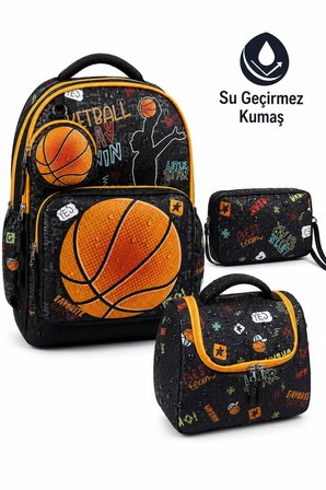 4’lü Set, Erkek Çocuk Desenli İlkokul Okul Çantası + Beslenme Çantası + Kalemlik + Silgilik