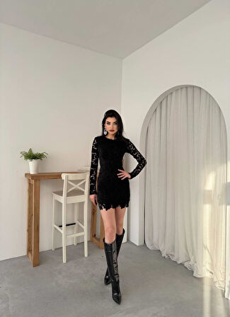 Sara Dantel Tasarım Mini elbise