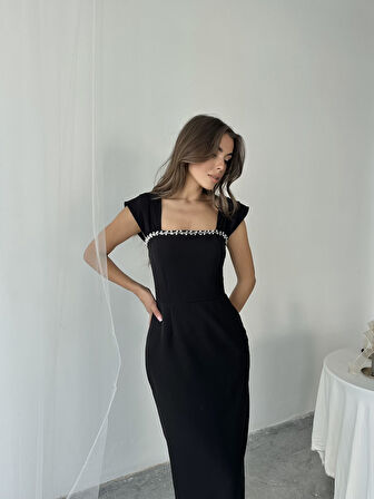 Elenor Uzun Atlas Elbise