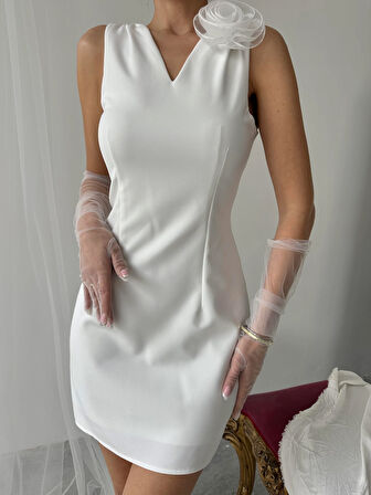 Mia Gül Aksesuarlı Atlas Mini Elbise