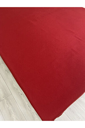 Sıvı Geçirmez Dertsiz Masa Örtüsü Kırmızı