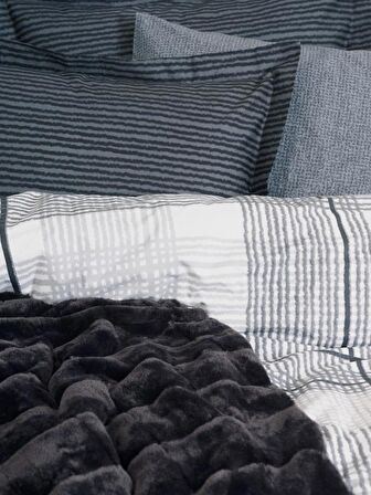 Cotton Box Trim Çift Kişilik Battaniyeli Nevresim Takımı Smooth Siyah