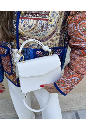 Bella Kapaklı Bölmeli Çanta Beyaz