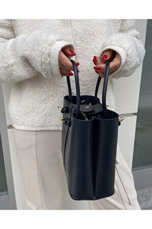 Linda Düğüm Detaylı Çanta