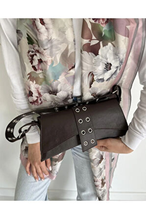 Kuşgözü Detaylı Baget Çanta Acı Kahve