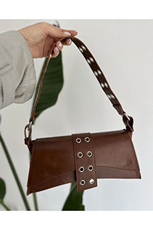 Kuşgözü Detaylı Baget Çanta Taba